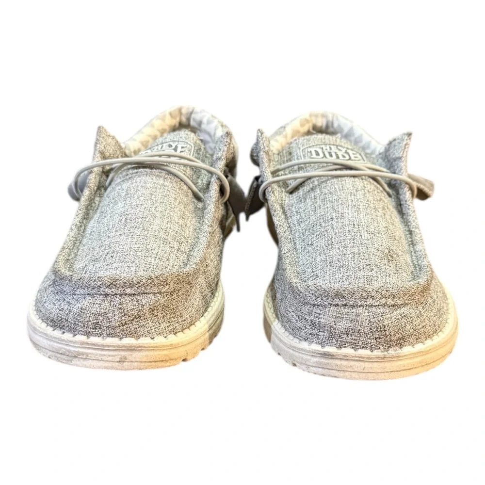 Hey Dude Wally Linen in Iron Men’s Size 8 Women’s Size 9